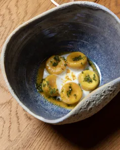 Gnocchi Incolla Al Silter, Polline, Miele